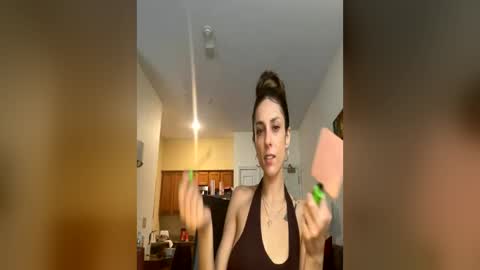 Snapshot of serenityroseee chatting on June 2026 09:02:01 PM serenityroseee online show from June 2026 09:02:01 PM