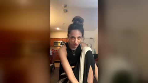 Snapshot of serenityroseee chatting on June 2026 09:28:02 PM serenityroseee online show from June 2026 09:28:02 PM
