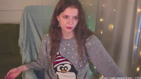 Snapshot of sereta_fin chatting on December 2024 10:39:02 AM Hey Guys and Girls non-binary personalities Im Sereta online show from December 2024 10:39:02 AM