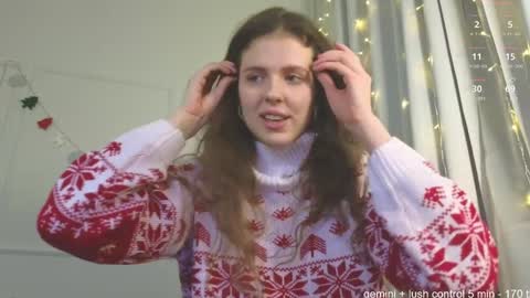 Snapshot of sereta_fin chatting on December 2024 11:39:01 PM Hey Guys and Girls non-binary personalities Im Sereta online show from December 2024 11:39:01 PM