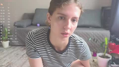 Snapshot of sereta_fin chatting on September 2025 09:46:01 AM Hey Guys and Girls non-binary personalities Im Sereta online show from September 2025 09:46:01 AM