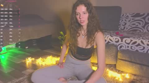 Snapshot of sereta_fin chatting on October 2025 03:32:02 PM Hey Guys and Girls non-binary personalities Im Sereta online show from October 2025 03:32:02 PM