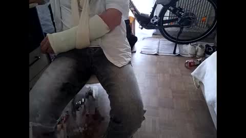 Snapshot of serpenttiin chatting on November 2025 11:25:01 AM serpenttiin online show from November 2025 11:25:01 AM