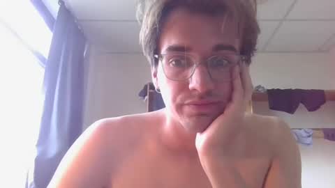 Snapshot of servandomier chatting on March 2025 02:51:02 PM mier online show from March 2025 02:51:02 PM