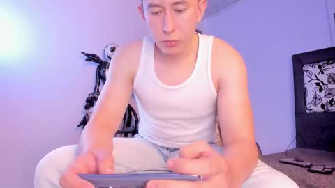 david  online show from November 2025 03:04:01 AM