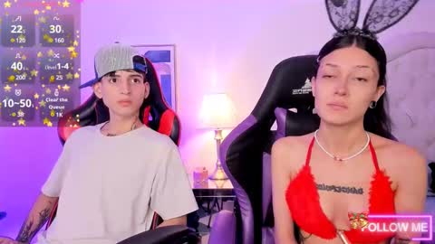 sett_and_gwen online show from December 2024 03:54:02 AM