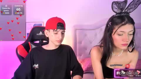 sett_and_gwen online show from January 2025 10:44:01 AM