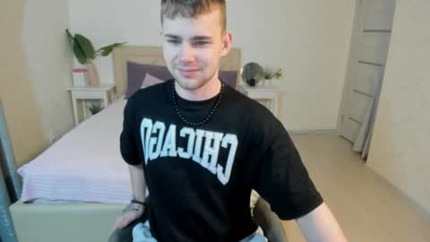 Snapshot of sevans14 chatting on January 2025 02:03:02 PM SevanS14 online show from January 2025 02:03:02 PM