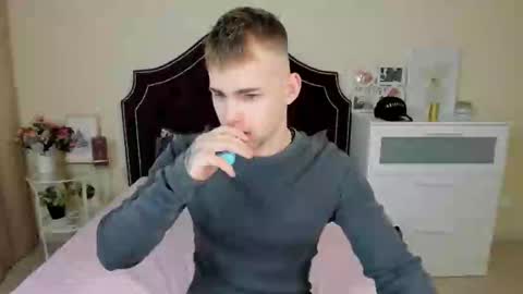 Snapshot of sevans14 chatting on January 2025 09:25:01 PM SevanS14 online show from January 2025 09:25:01 PM