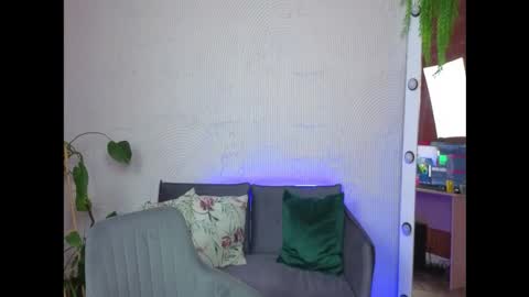 Snapshot of sevans14 chatting on September 2025 02:17:01 PM SevanS14 online show from September 2025 02:17:01 PM