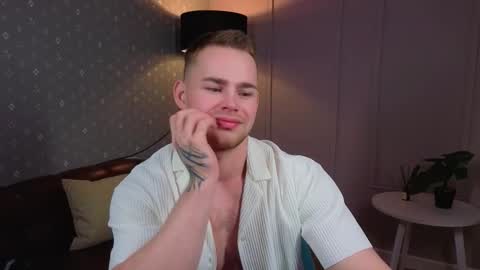 Snapshot of sevans14 chatting on September 2025 04:34:02 PM SevanS14 online show from September 2025 04:34:02 PM