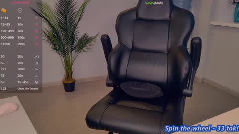 Melissa online show from February 2025 10:26:02 AM