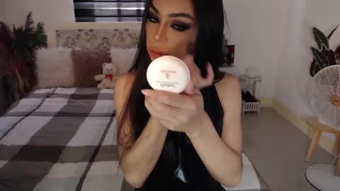 Snapshot of sexenchantresstgirl chatting on December 2024 04:03:02 AM Mistress Maria online show from December 2024 04:03:02 AM