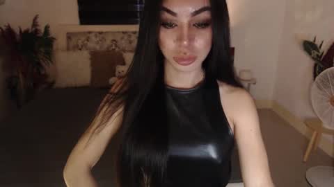 Snapshot of sexenchantresstgirl chatting on March 2025 12:50:02 AM Mistress Maria online show from March 2025 12:50:02 AM