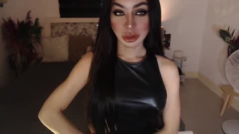 Snapshot of sexenchantresstgirl chatting on March 2025 11:16:02 PM Mistress Maria online show from March 2025 11:16:02 PM