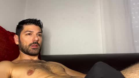 Lucenzo  online show from October 2025 08:49:01 AM