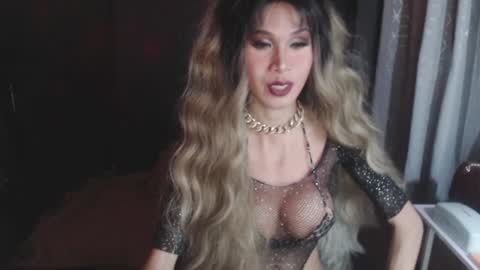 nicole online show from January 2025 08:10:01 AM