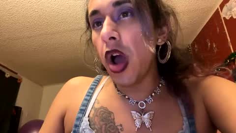 Snapshot of sexiwhiskey699 chatting on February 2025 02:26:01 AM sexiwhiskey699 online show from February 2025 02:26:01 AM