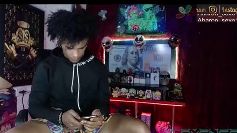 Snapshot of sexo_aharon chatting on January 2026 12:49:02 AM Aharon ravelo online show from January 2026 12:49:02 AM