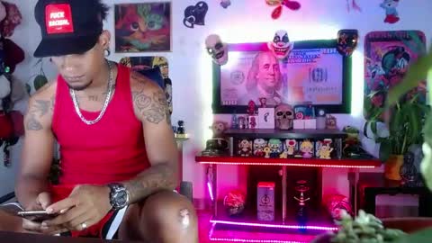 Snapshot of sexo_aharon chatting on May 2026 05:15:01 AM Aharon ravelo online show from May 2026 05:15:01 AM