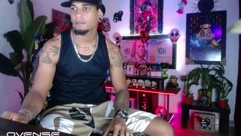 Snapshot of sexo_aharon chatting on July 2026 06:53:02 AM Aharon ravelo online show from July 2026 06:53:02 AM
