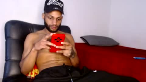 Snapshot of sexseason777 chatting on June 2026 04:20:01 PM STIIV G online show from June 2026 04:20:01 PM