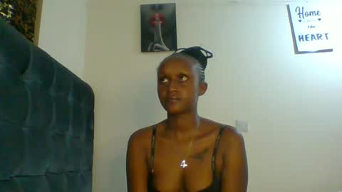 Snapshot of sexsy_sally chatting on December 2024 09:04:02 PM sexsysally online show from December 2024 09:04:02 PM