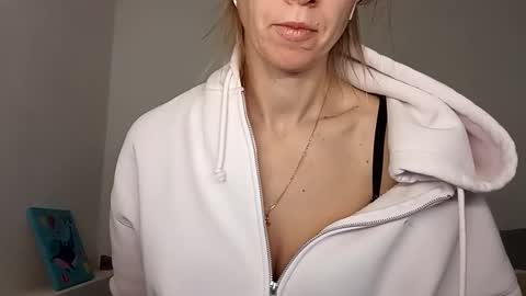 Snapshot of sexualangel chatting on March 2026 07:24:01 AM Verona online show from March 2026 07:24:01 AM