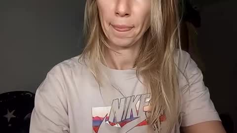 Snapshot of sexualangel chatting on April 2026 11:35:01 AM Verona online show from April 2026 11:35:01 AM