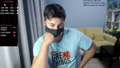 Tommy online show from October 2025 08:14:02 PM