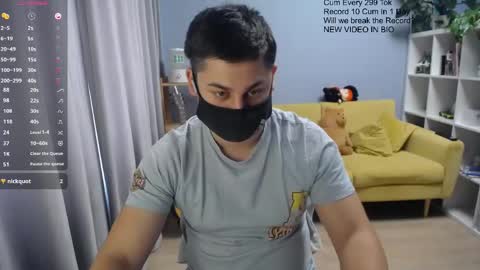 Snapshot of sexxxdickbig chatting on May 2026 09:03:02 AM Tommy online show from May 2026 09:03:02 AM