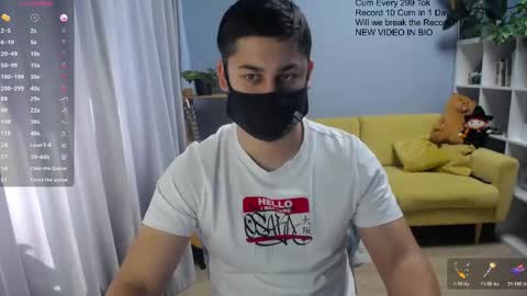 Snapshot of sexxxdickbig chatting on May 2026 07:02:02 AM Tommy online show from May 2026 07:02:02 AM