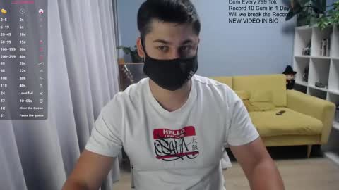 Snapshot of sexxxdickbig chatting on May 2026 08:09:01 AM Tommy online show from May 2026 08:09:01 AM