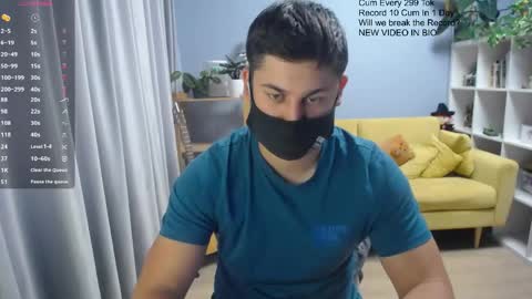 Snapshot of sexxxdickbig chatting on May 2026 10:36:01 AM Tommy online show from May 2026 10:36:01 AM
