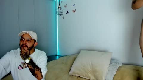 David y Sammy online show from February 2025 03:32:01 AM