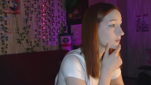 Snapshot of sexxxyback2334 chatting on April 2026 05:32:02 PM Lally online show from April 2026 05:32:02 PM