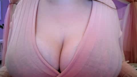 Snapshot of sexxxyprincess chatting on June 2026 02:00:01 AM Princess online show from June 2026 02:00:01 AM