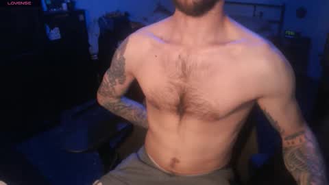 SiuL online show from November 2025 09:06:01 PM