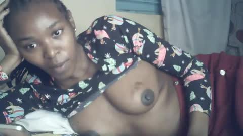 Snapshot of sexxy_curvy23 chatting on July 2026 03:46:02 AM sexxy_curvy23 online show from July 2026 03:46:02 AM