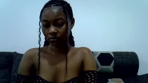 Snapshot of sexxy_divaa chatting on June 2026 11:01:02 AM vicky online show from June 2026 11:01:02 AM
