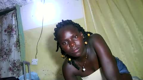 Snapshot of sexxy_gal chatting on March 2026 07:20:01 PM sexxy_gal online show from March 2026 07:20:01 PM