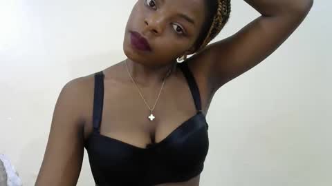 sexxy_montana online show from October 2025 04:25:02 PM