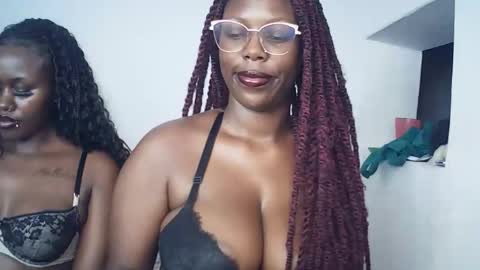 sexxydivah online show from March 2026 07:32:01 PM