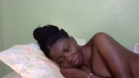 Sexy Boobs online show from November 2025 01:05:01 AM