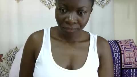 Snapshot of sexxymelanin73 chatting on April 2026 04:59:02 AM Sexy Boobs online show from April 2026 04:59:02 AM