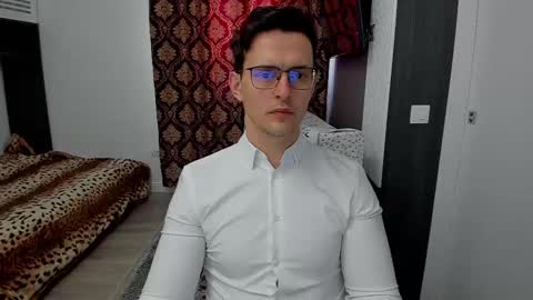 Sexxymuscles4U online show from March 2025 08:08:01 AM