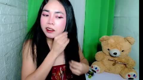 Snapshot of sexxywild_asiants4uxxx chatting on April 2026 05:32:02 PM Jessica online show from April 2026 05:32:02 PM