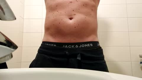 sexy30031986 online show from October 2025 08:33:02 PM