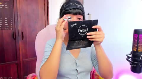 Snapshot of sexy__emma chatting on April 2026 05:58:02 PM sexy__emma online show from April 2026 05:58:02 PM