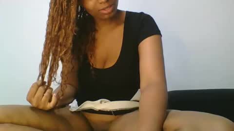 Snapshot of sexy__rhian chatting on January 2025 06:35:01 PM sexy rhian online show from January 2025 06:35:01 PM